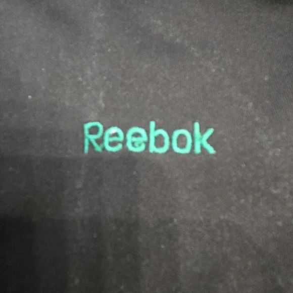 Saskatchewan Roughriders Reebok 1/4 Zip Pullover - Picture 4 of 6